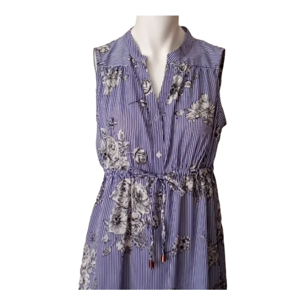 A Hint of Blush Blue White Floral Stripe Mini Dress Size M - Picture 4 of 14